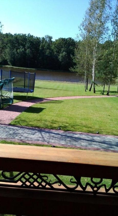 Комплекс Відпочинку Goldfіsh Сlub ξενώνας Babintsy Εξωτερικό φωτογραφία